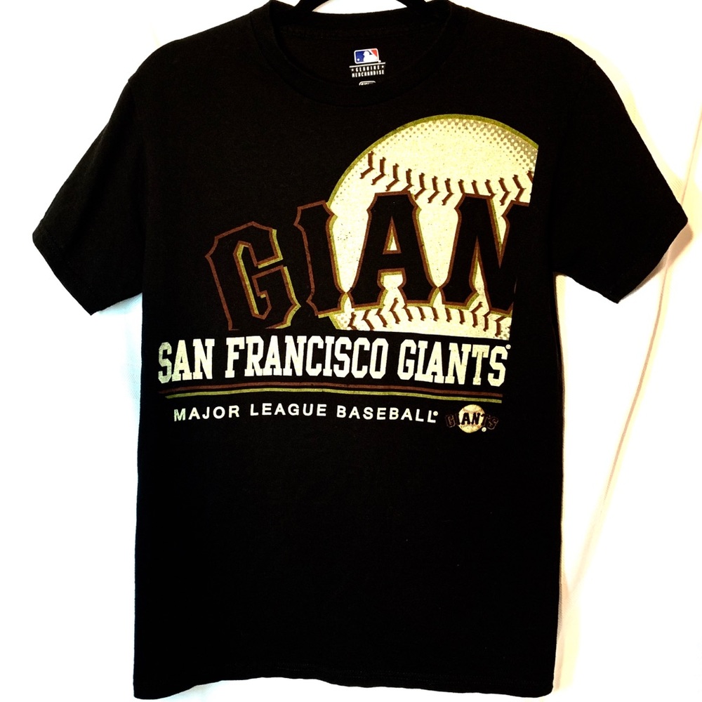 Men’s MLB SF Giants Baseball Graphic  t-shirt. Men's Small